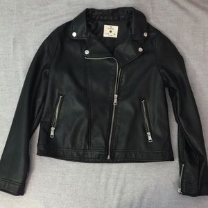 🌟SALE🌟Faux leather jacket